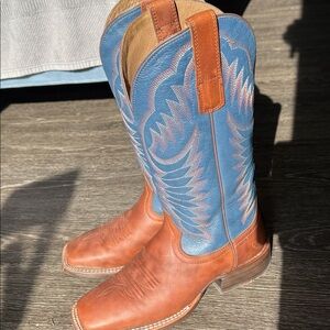 Ariat Men's Blue and Brown Western Boots